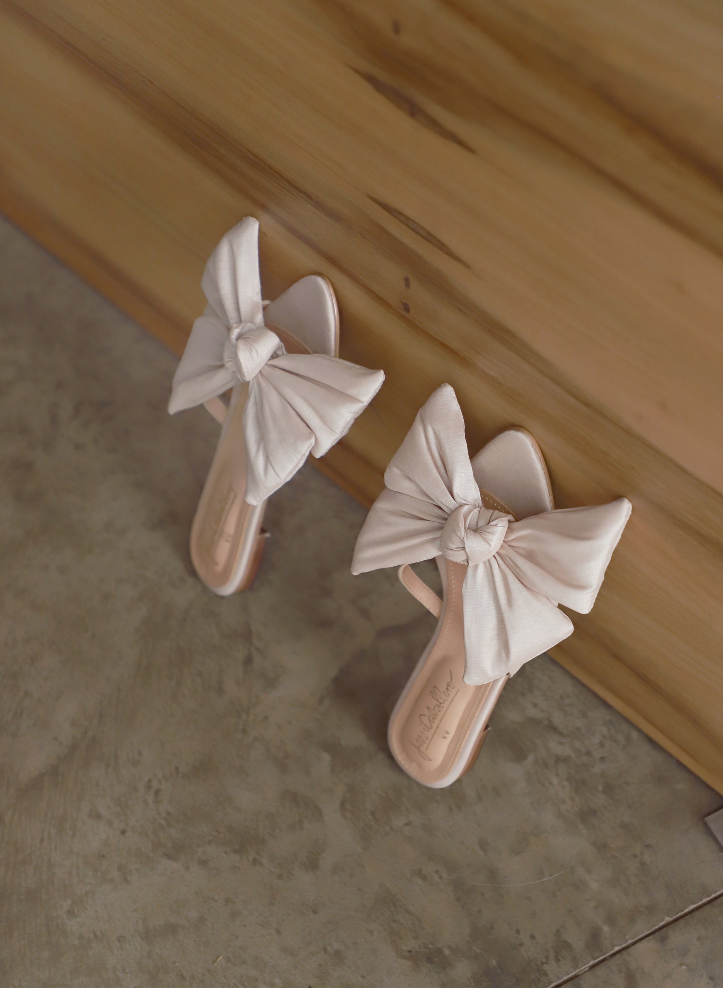 SANDALIA FIORELLA BEIGE (PRODUCTO SIN POSIBILIDAD DE CAMBIO)
