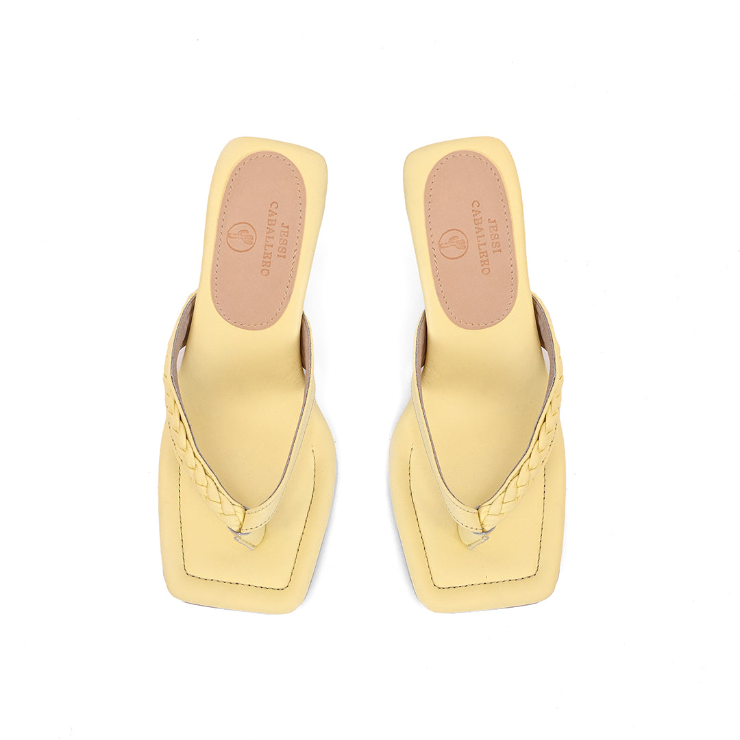 TACONES AGHATA AMARILLO