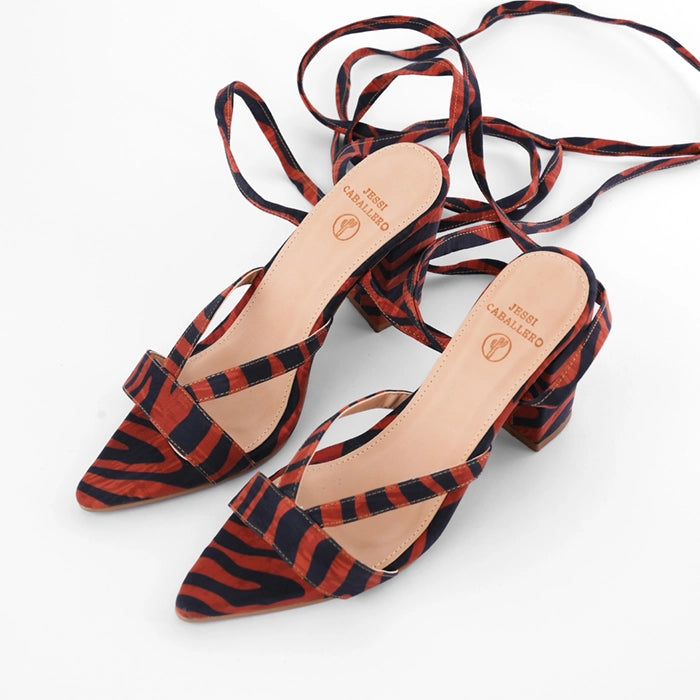 TACONES LLAMA PRINT MIEL