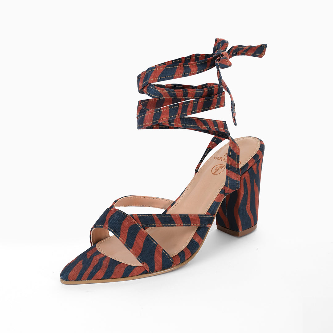 TACONES LLAMA PRINT MIEL