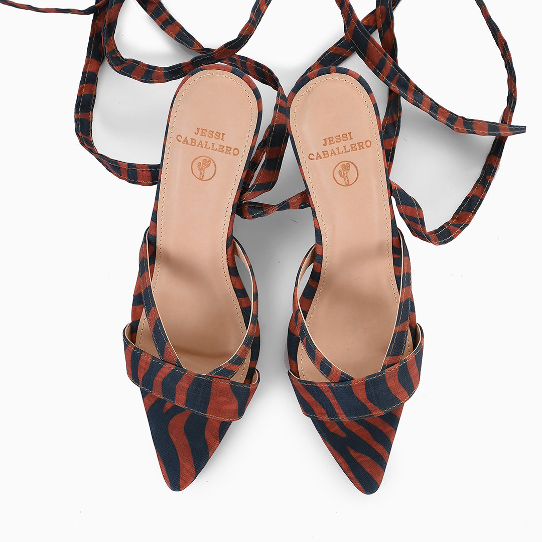 TACONES LLAMA PRINT MIEL
