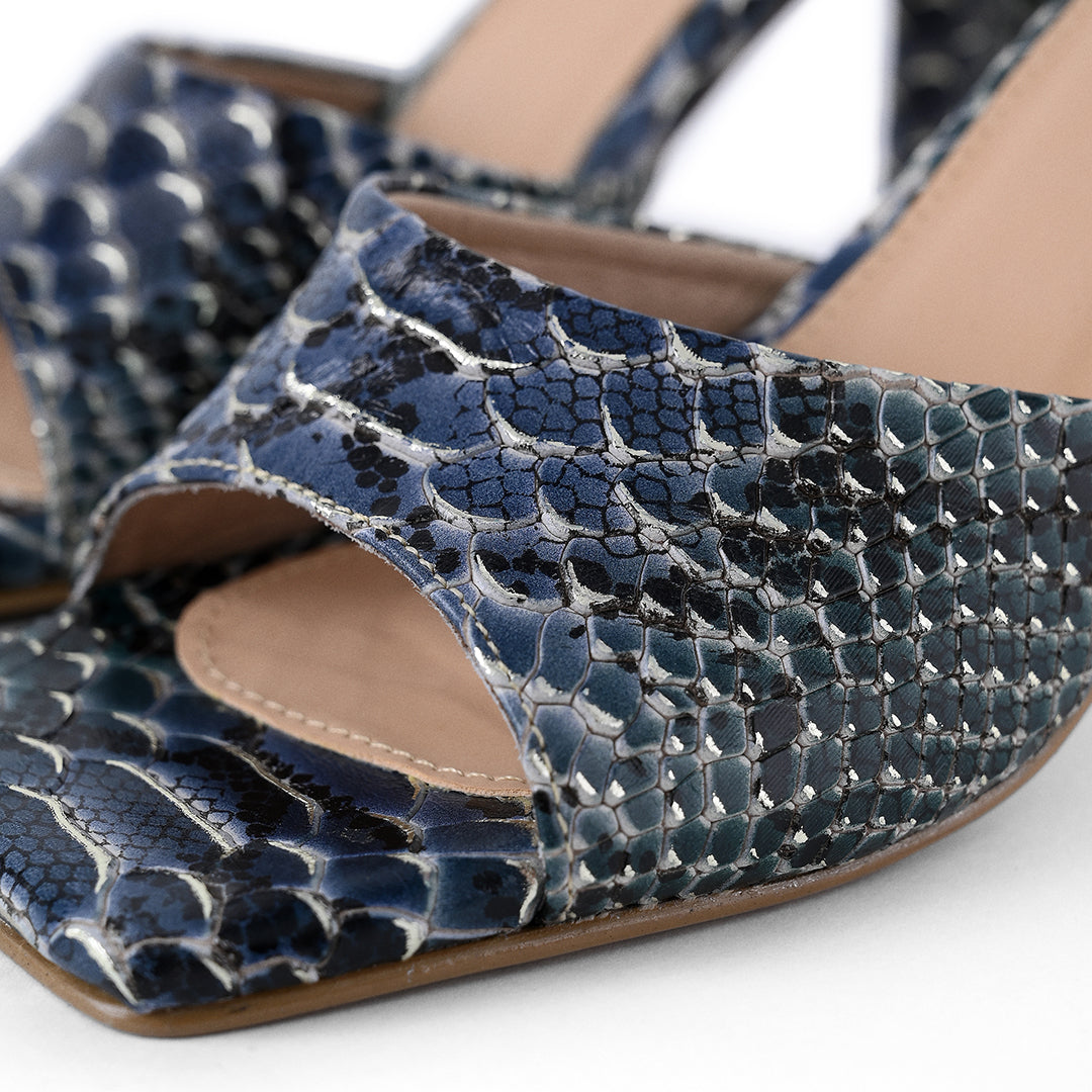 TACONES CAHENNA AZUL